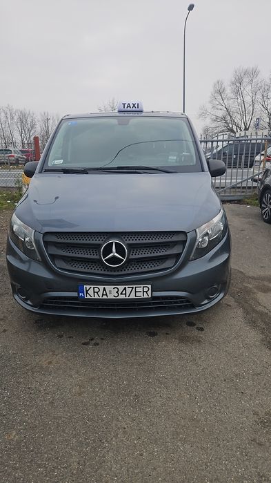 Przewóz osób.  Wesela . Transfer Lotniskowy.