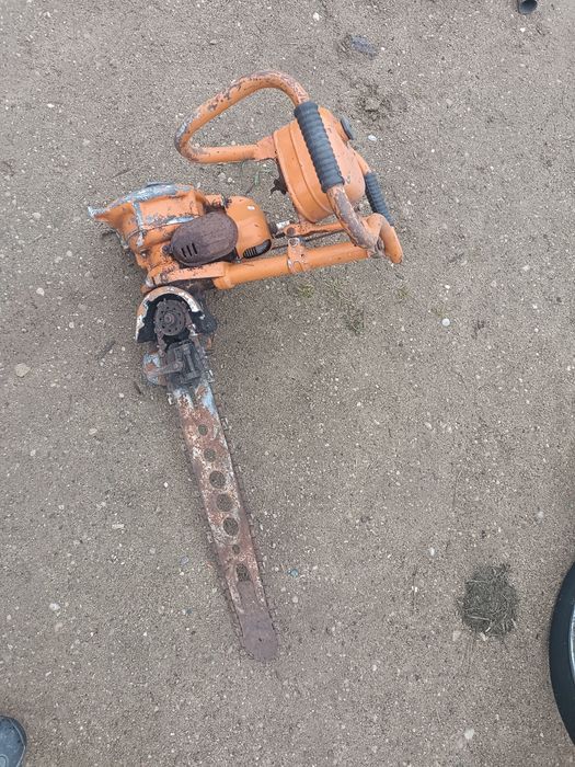 Piła spalinowa drużba tajga zabytek