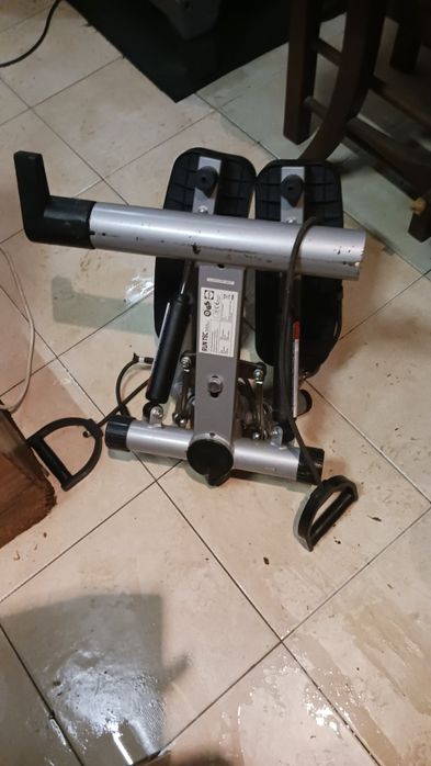 Stepper com LCD e elasticos