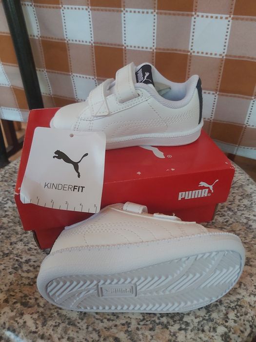 Sapatilhas Puma Up Children com velcro recortável
