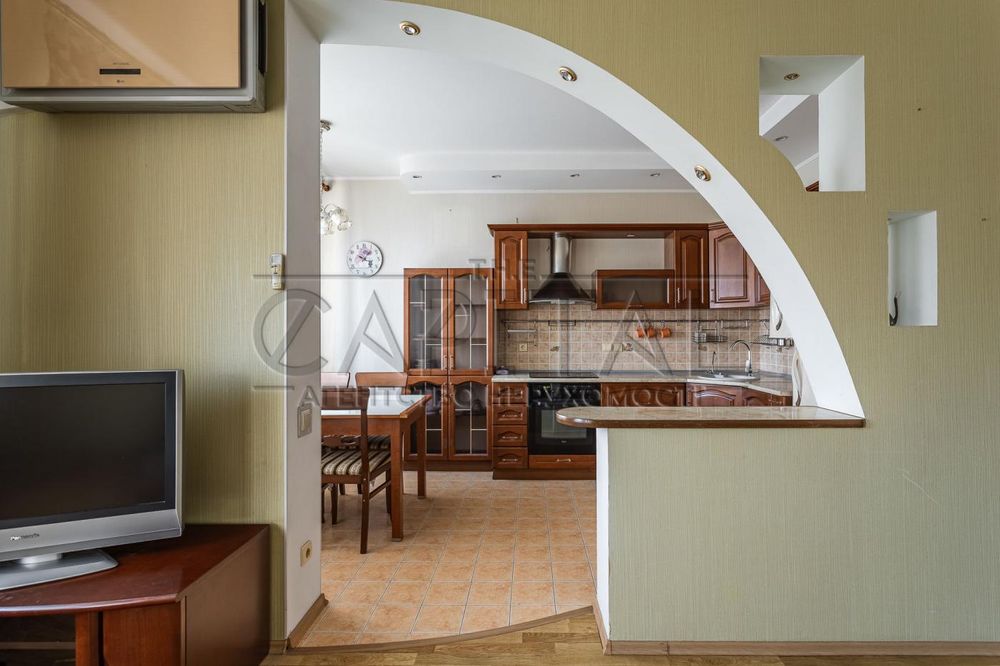 Продаж квартири, вул. Микільсько-Слобідська, Дніпровський р-н