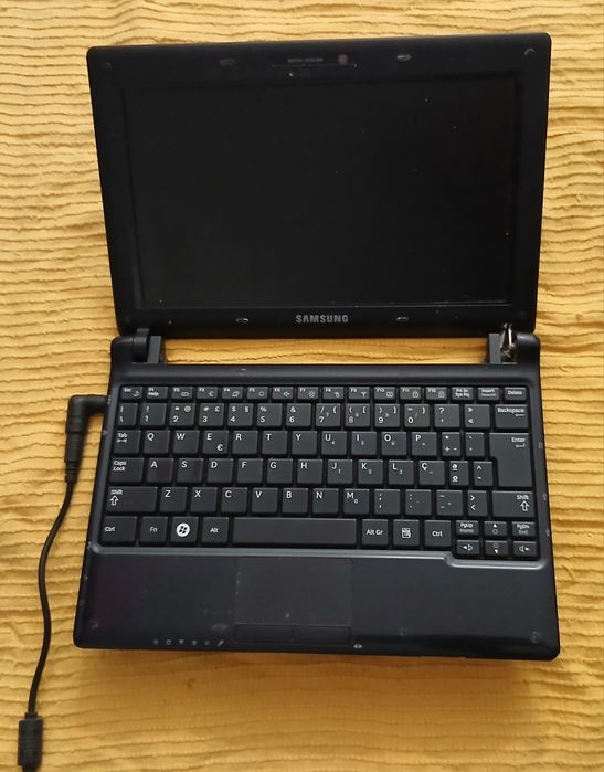 Portatil Mini Samsung N145 Plus só Acende a Bord sem Bateria para peça