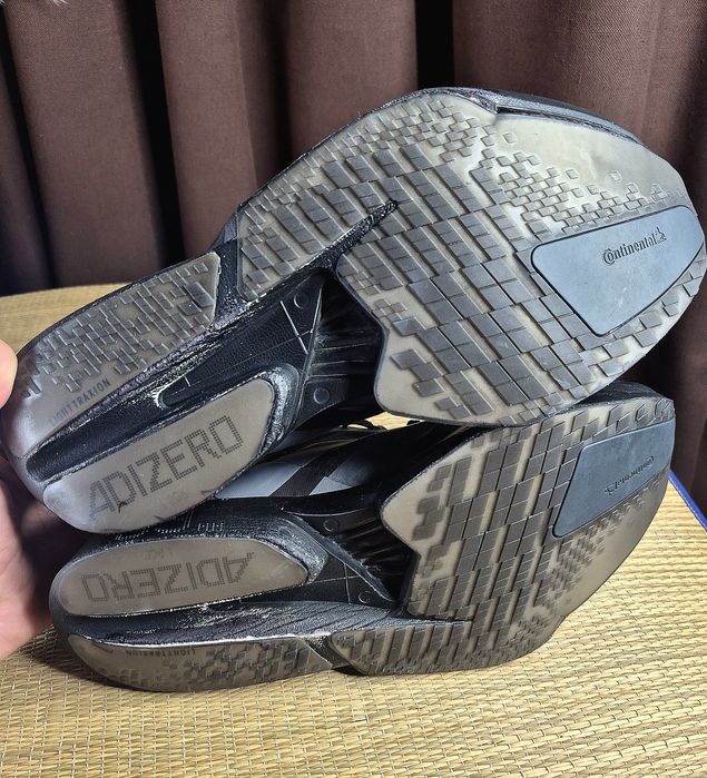 Оригінал 100% Кроссівки Аdidas Adizero Adios Pro 4 M Core Black(Легке Б/У)41⅓-26см
Core Black/