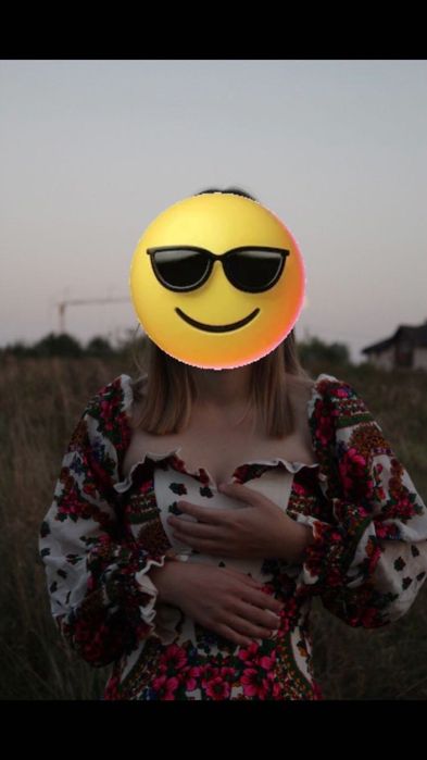 Жіночий корсет з квітковим принтом