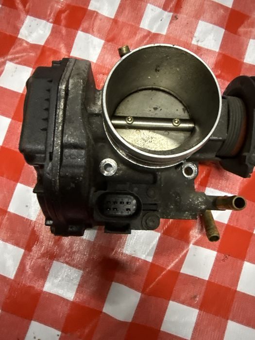 Przepustnica seat audi volkswagen skoda 1.6 sr