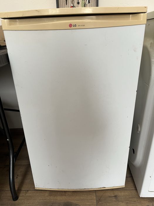 Продам малогаборитный Холодильник LG