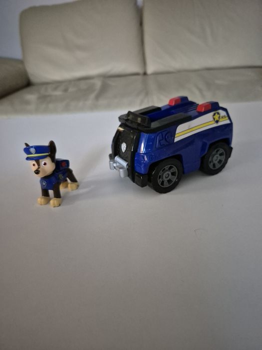 Psi Patrol Chase samochod z figurką