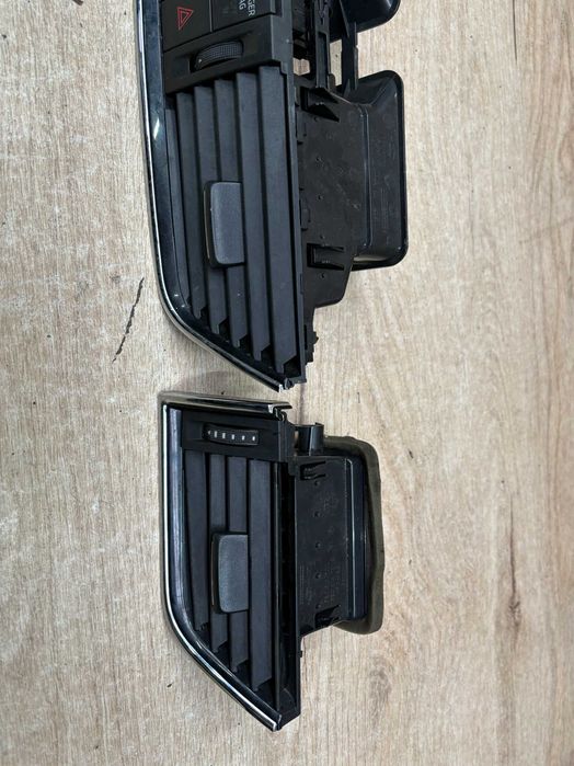 Kratki nawiewu Skoda Octavia III 2013r