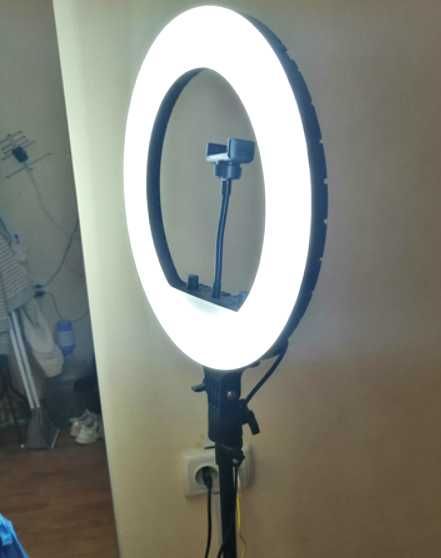 Кільцева лампа класична