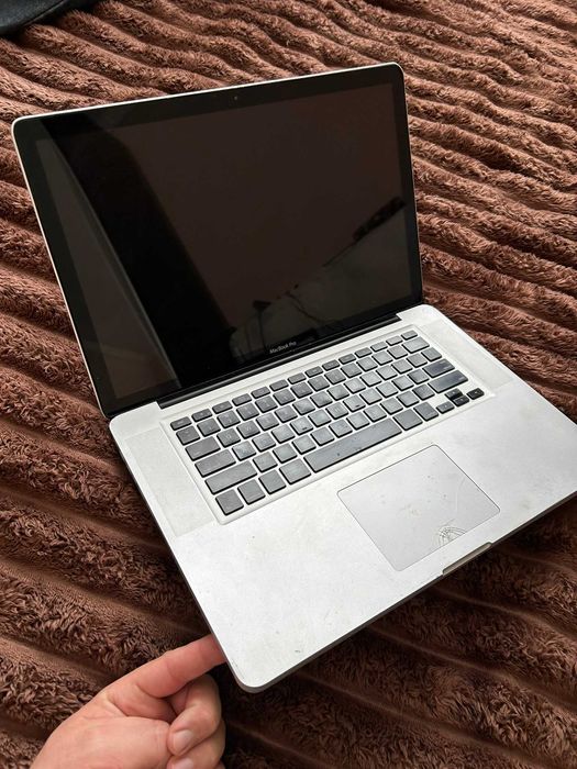MacBook pro 15  на запчастини.