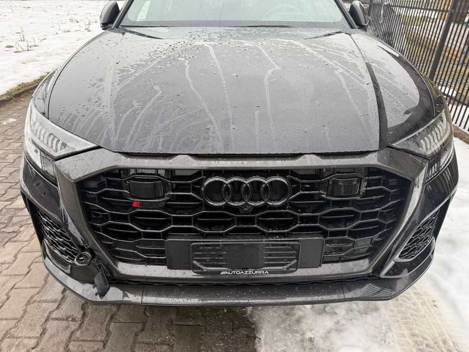 samochód audi rsq8 pakiet carbon bezwypadkowy