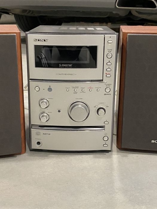 Colunas Sony a funcionar na perfeição