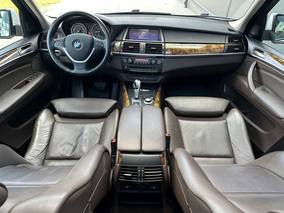 BMW X5 E70 35D 286PS 4x4 SPORT Bi-Xenon LED Komforty Panorama 20" WZÓR