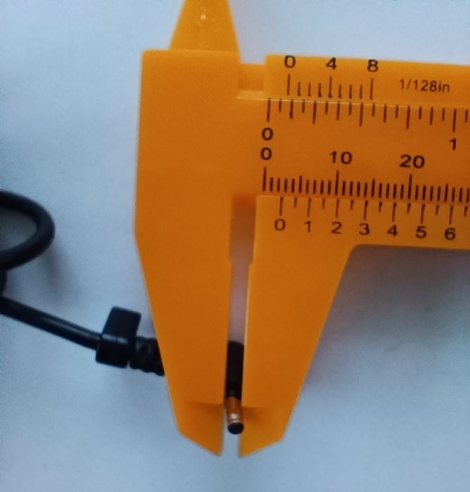 Блок живлення , адаптер, до ноутбука Asus AD82000 , 19 V