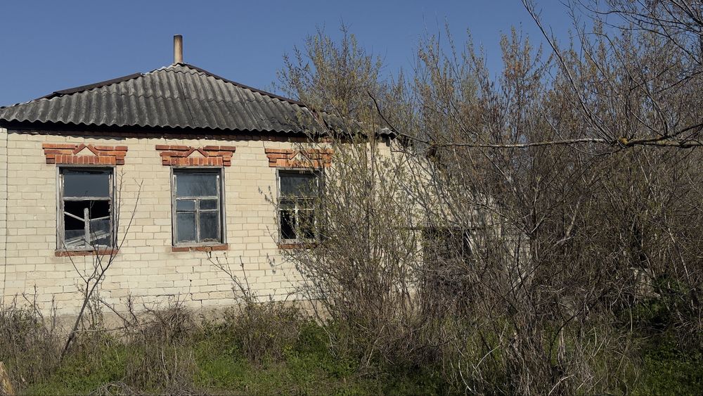 Продам участок с ветхим домиком
