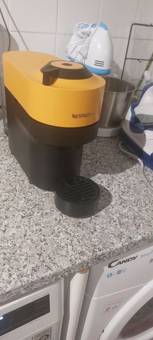 Máquina Nespresso  Pop como nova