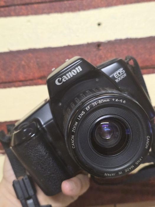 Canon 1000F analógica