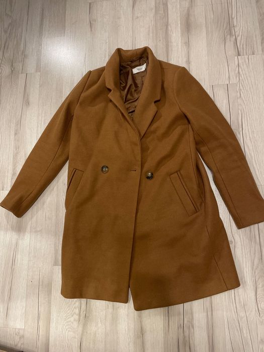 Elegancki płaszcz Reserved