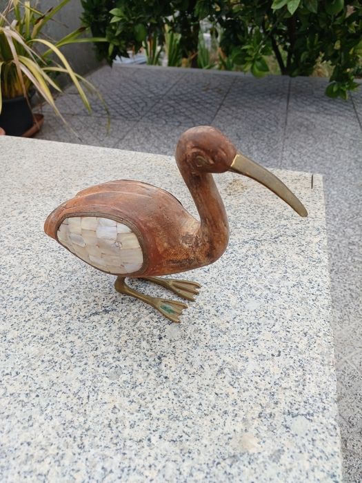 Escultura de pássaro