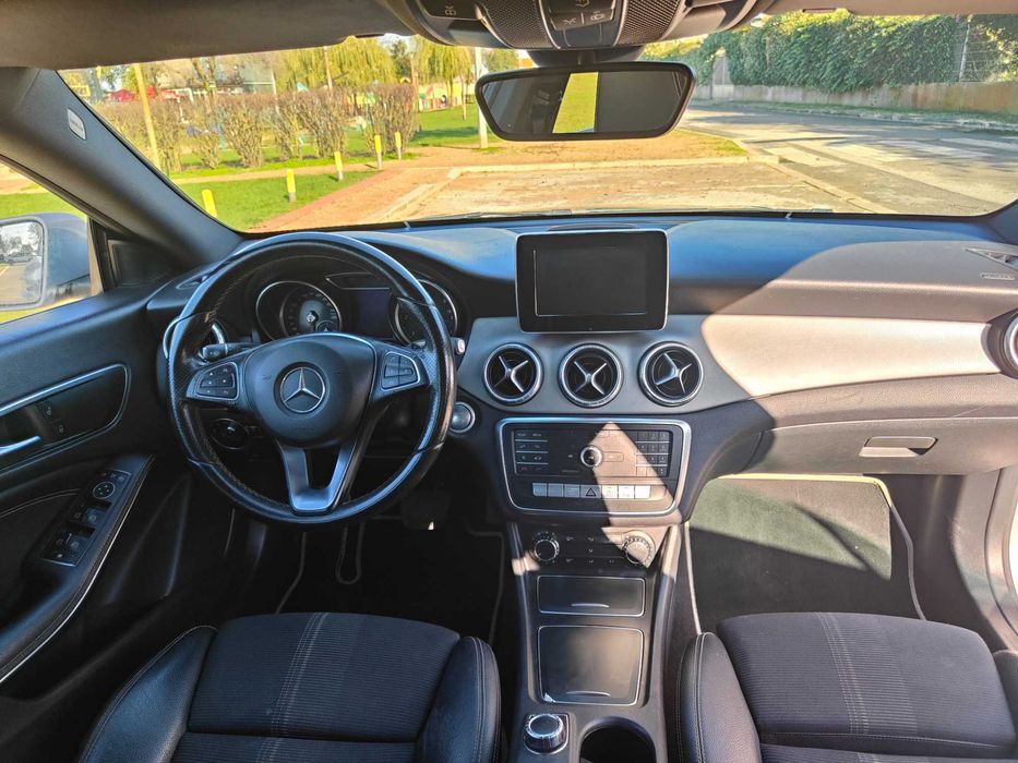 Mercedes-Benz CLA 180 d BlueEFFICIENCY 1.5