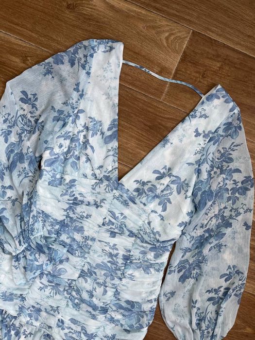 Сукня ніжно блакитна