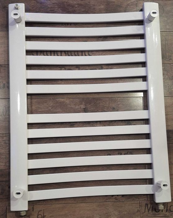 Grzejnik łazienkowy Retto