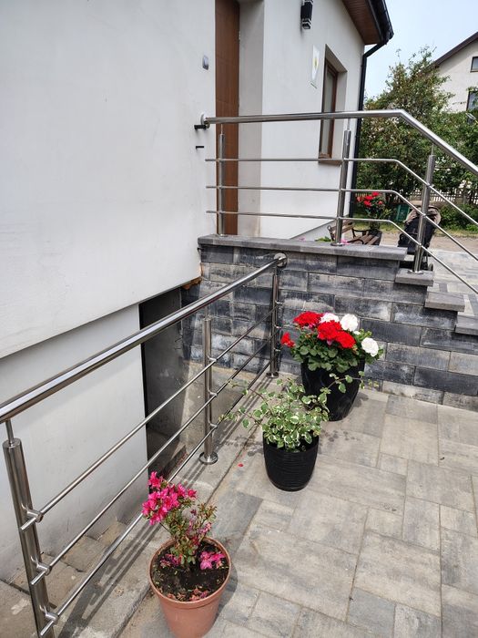 Balustrady nierdzewne