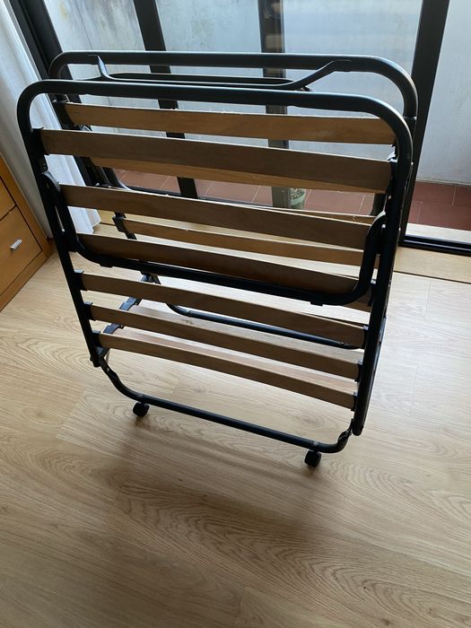 Cama Dobravel com Colchao