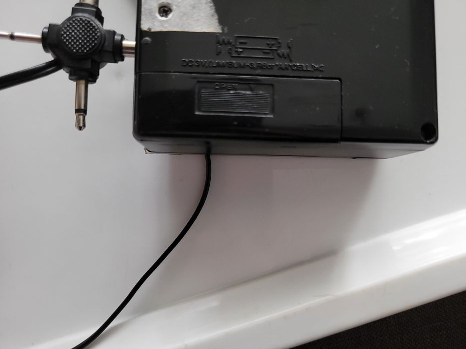 Walkman Sharp JC- 105 BK- nadal sprawny