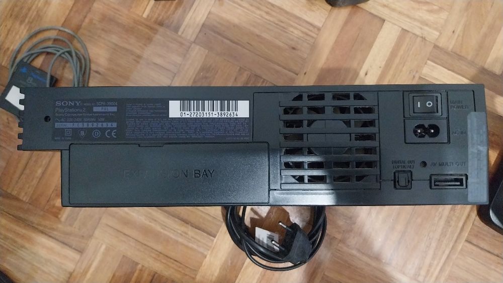 Playstation 2 completa , estado irrepreensível