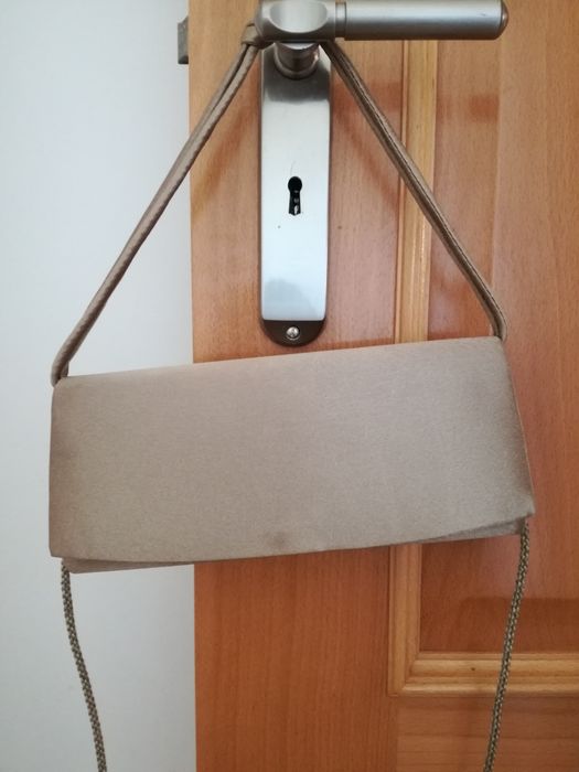 Mala cerimónia dourada