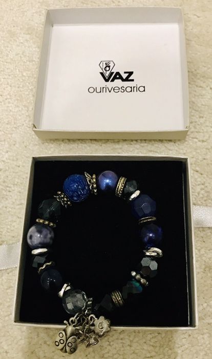 Pulseira em tonalidades de azul