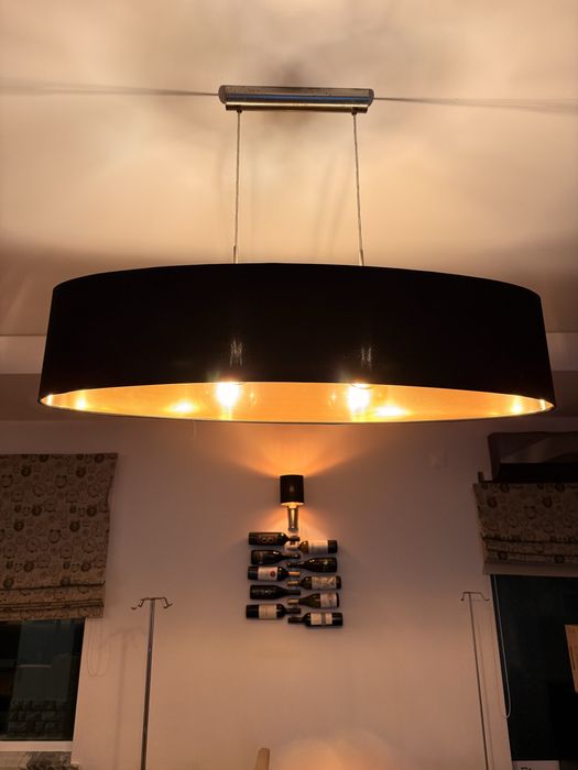 Cadeiras de napa costa alta cor (toffe) 49 uni.+ candeeiros iglo