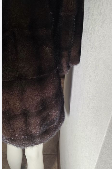 Елегантна норкова шуба темний шоколад комір шанель