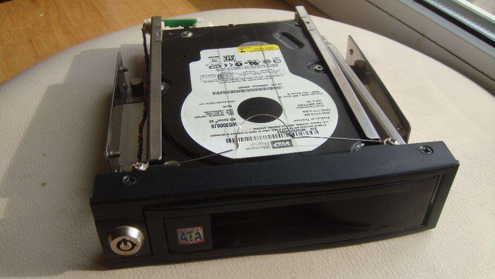 карман для диска +диск