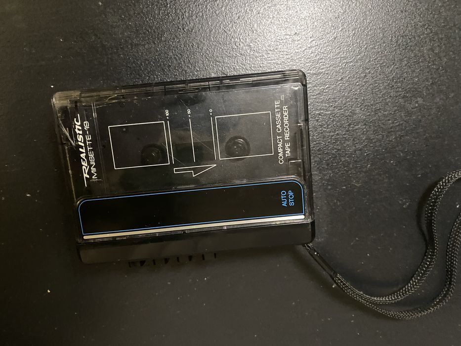 Каcсетный плеер Realistic Minisette 19