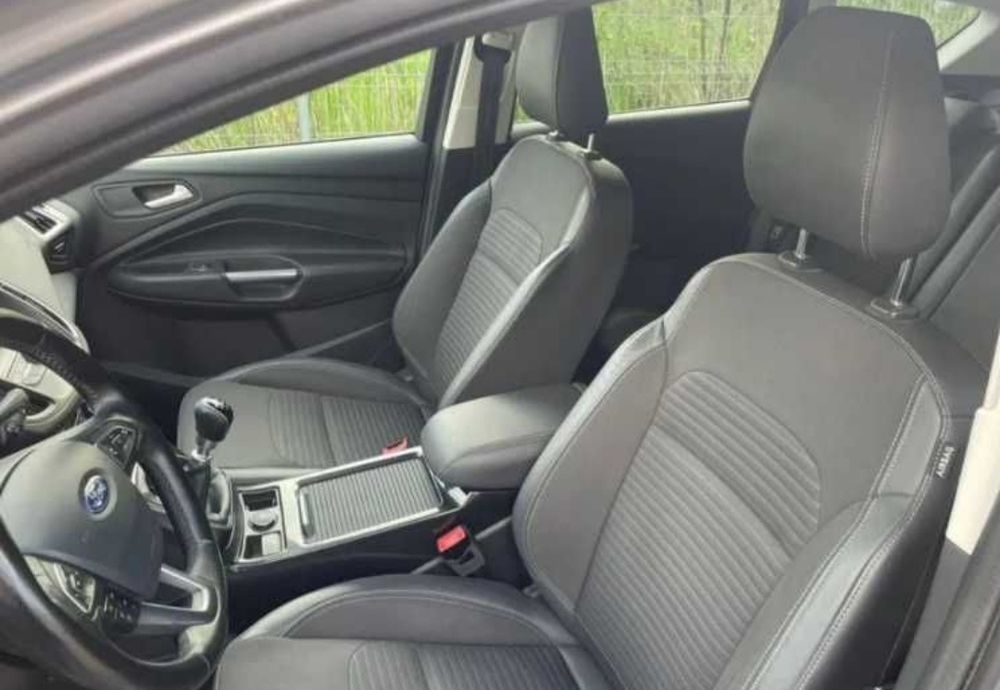 Ford Kuga benzyna 1.5