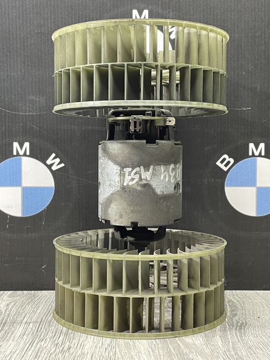 Моторчик пічки BMW E34 Код:213