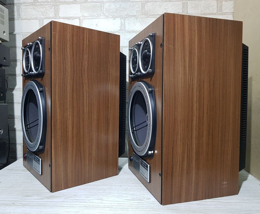 100ВтАктивна полична акустика/полочная Grundig Active Box 30