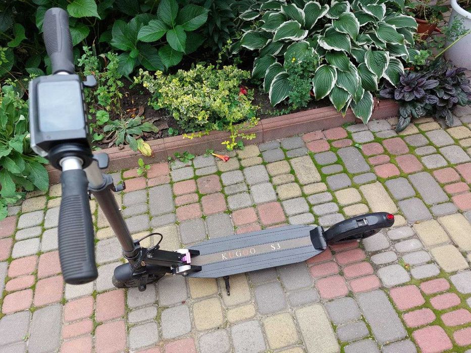 Електросамокат Kugo s3