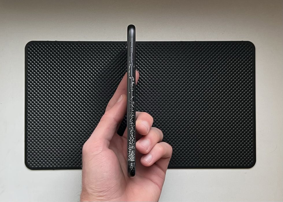 Самый дешевый - iPhone XR - 64 гб - 89% АКБ - NEVERLOCK - BLACK