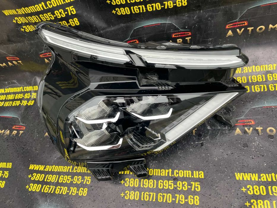 Фара передня права Citroen C4 Led фара правая Citroen C4 9830649280
