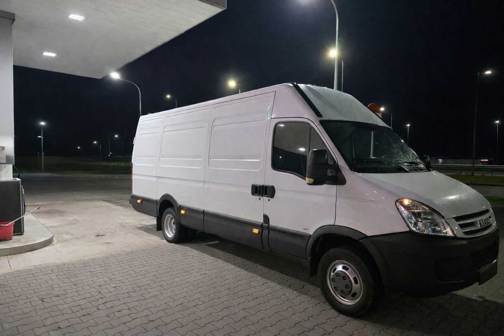 Transport BUS STARGARD + Laweta Pomoc Drogowa HDS Wynajem Przyczepy