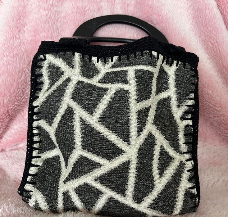 Bolsa crochet handmade Jojo Rabbit