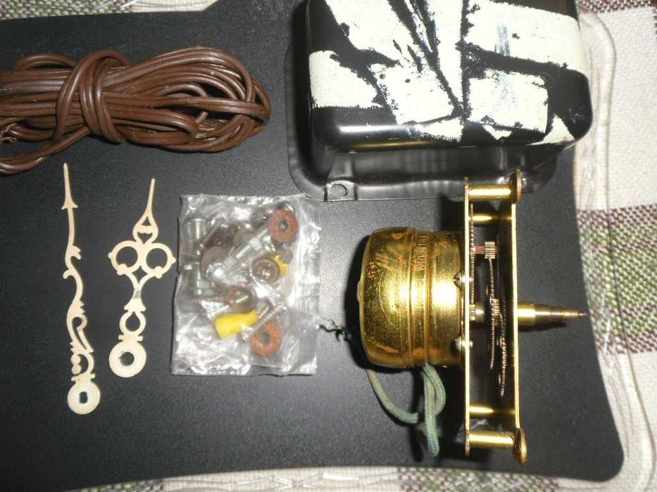 Часы Synhcron производства США 1955