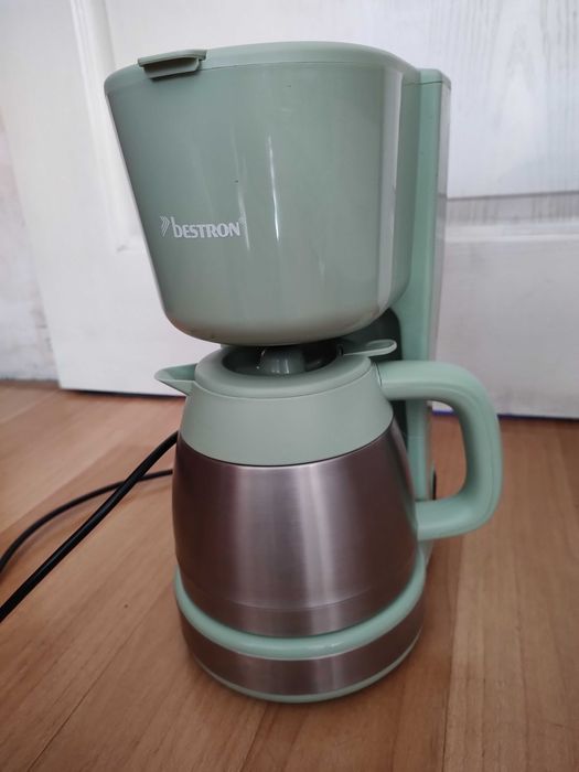 Продам кавоварку Bestron