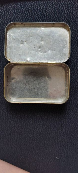 Puszka po cukierkach