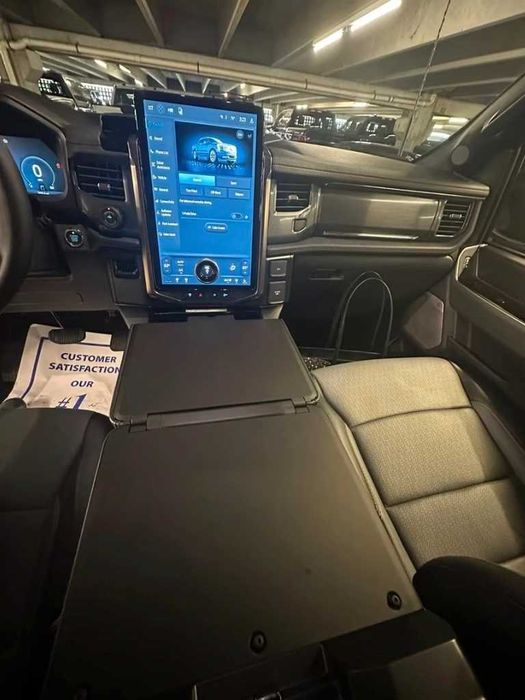 Ford F150 Lightning 131кВт Lariat 2025