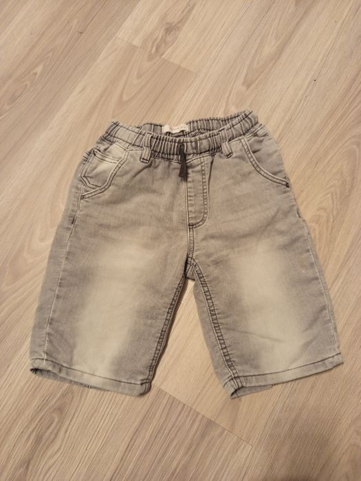 Spodenki dziecięce rozmiar 128 Reserved