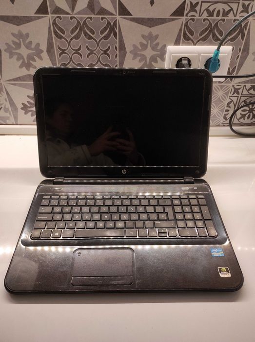 Portátil HP Pavilion 15 - Peças/Reparação